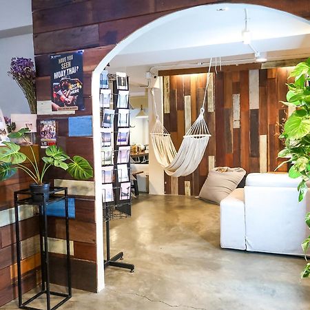 Qilombo Hostel Silom - Hq Bangkok Ngoại thất bức ảnh